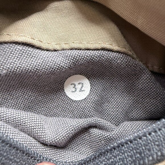 Lululemon Commission Pants Men 32 x 29 Beige Slim Tapered Technical Chinos - Picture 6 of 16